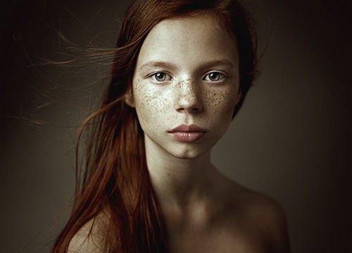 заставить ребенка скрывать переживания